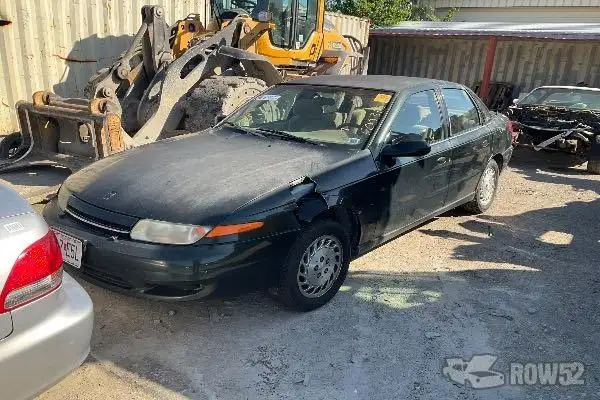 Photo of 2001 Saturn LS