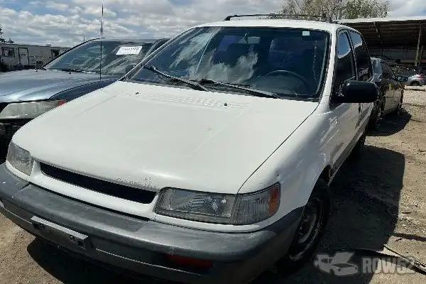 Photo of 1992 Plymouth Colt Vista