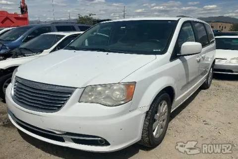 Photo of 2013 Chrysler Town & Country