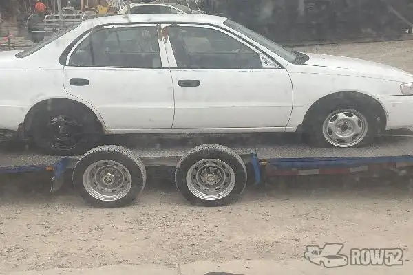 Photo of 1999 Toyota Corolla