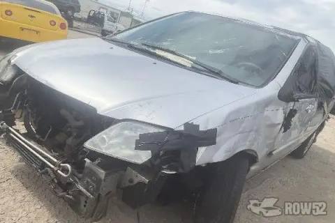 Photo of 2003 Mazda MPV