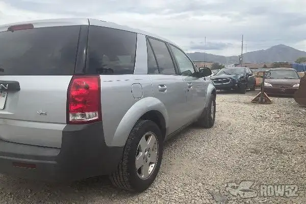 Photo of 2004 Saturn Vue