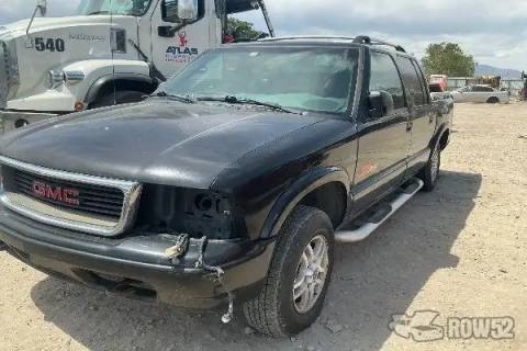Photo of 2004 GMC Sonoma