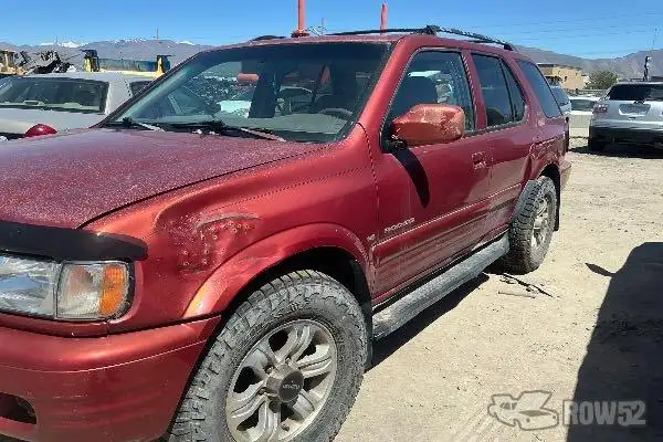 Photo of 2000 Isuzu Rodeo