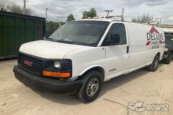 Photo of 2004 GMC Savana