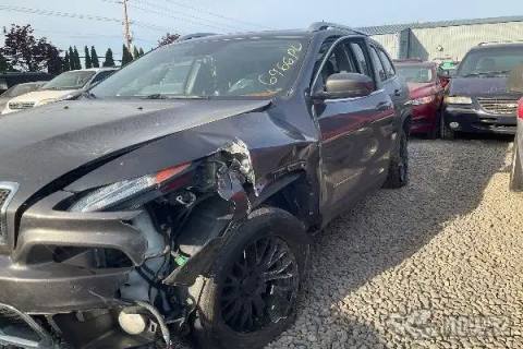 Photo of 2016 Jeep Cherokee