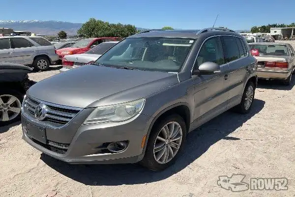Photo of 2011 Volkswagen Tiguan