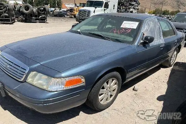 Photo of 2008 Ford Crown Victoria