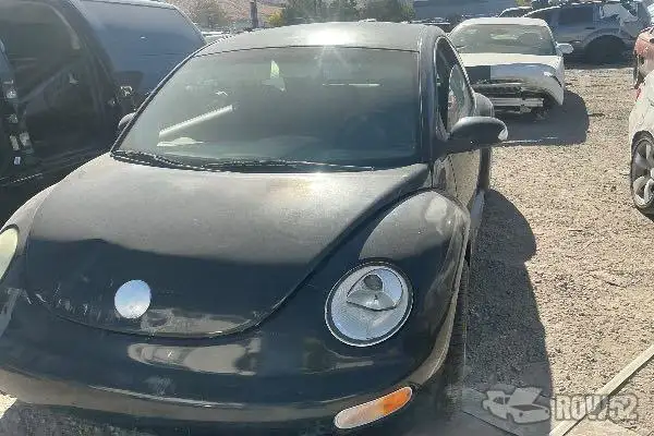 Photo of 2004 Volkswagen New Beetle