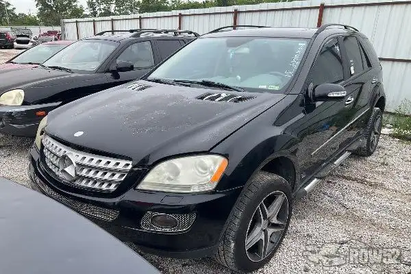 Photo of 2006 Mercedes-Benz M-Class