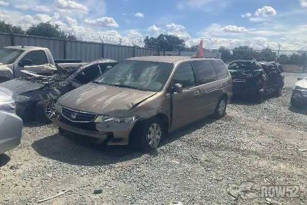 Photo of 2004 Honda Odyssey
