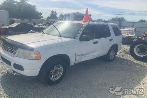 Photo of 2004 Ford Explorer