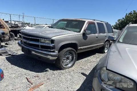 Photo of 1999 Chevrolet Tahoe
