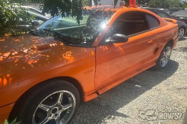 Photo of 1998 Ford Mustang