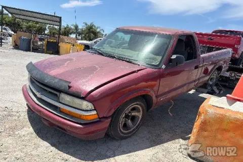 Photo of 2000 Chevrolet S10 Pickup