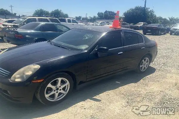 Photo of 2004 Infiniti G35