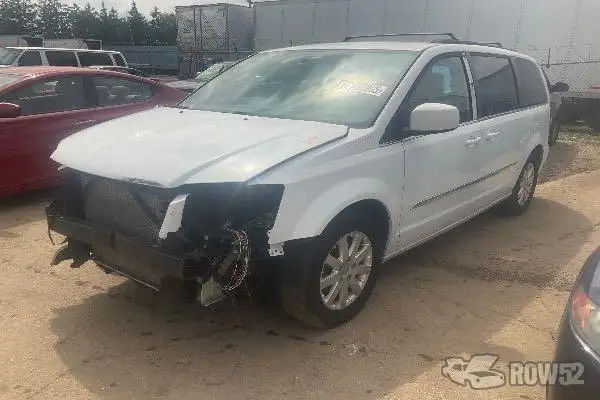 Photo of 2016 Chrysler Town & Country