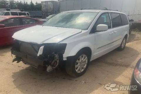 Photo of 2016 Chrysler Town & Country