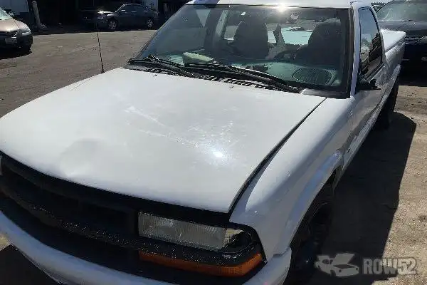 Photo of 2000 Chevrolet S10 Pickup