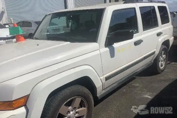 Photo of 2006 Jeep Commander