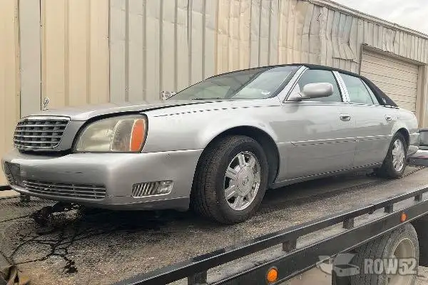 Photo of 2004 Cadillac Deville