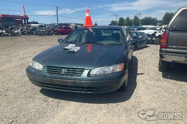 Photo of 1998 Toyota Camry