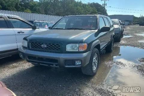 Photo of 2001 Nissan Pathfinder
