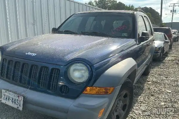 Photo of 2005 Jeep Liberty