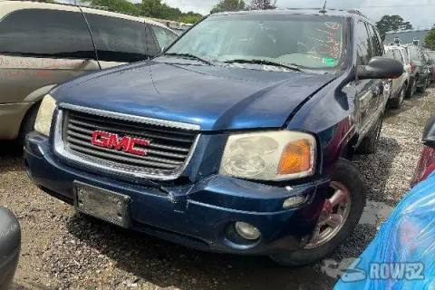 Photo of 2004 GMC Envoy