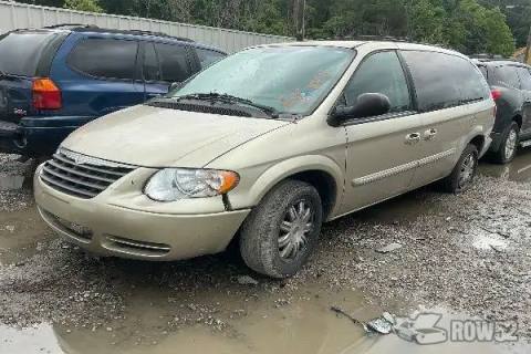 Photo of 2006 Chrysler Town & Country