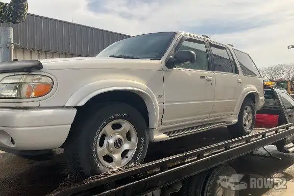 Photo of 2001 Ford Explorer
