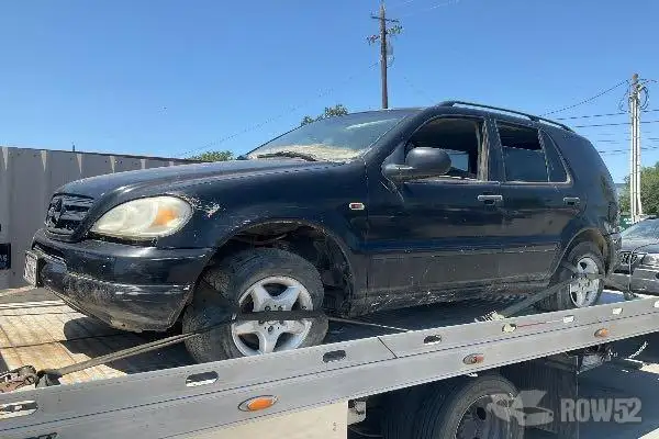 Photo of 2000 Mercedes-Benz M-Class