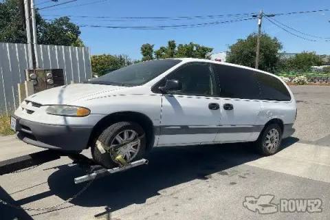 Photo of 1996 Plymouth Grand Voyager