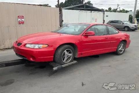 Photo of 2002 Pontiac Grand Prix
