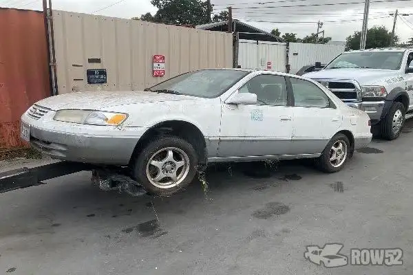 Photo of 1998 Toyota Camry