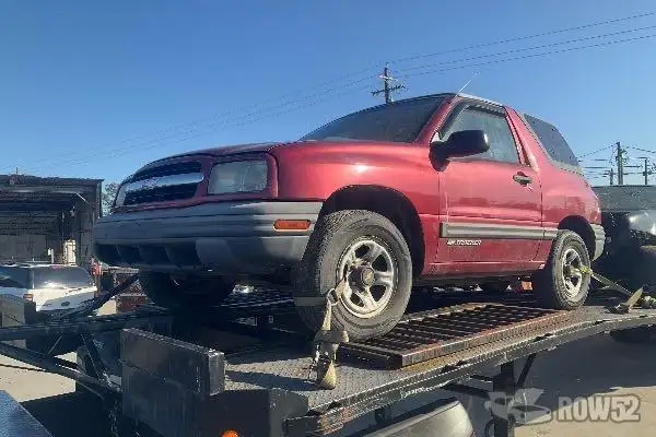 Photo of 1999 Chevrolet Tracker