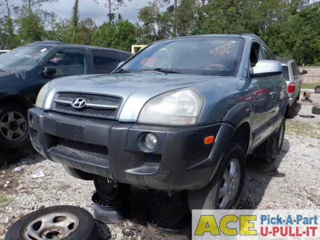 Photo of 2005 Hyundai Tucson