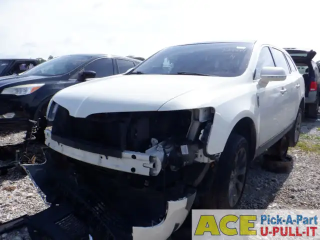 Photo of 2014 Lincoln Mkt