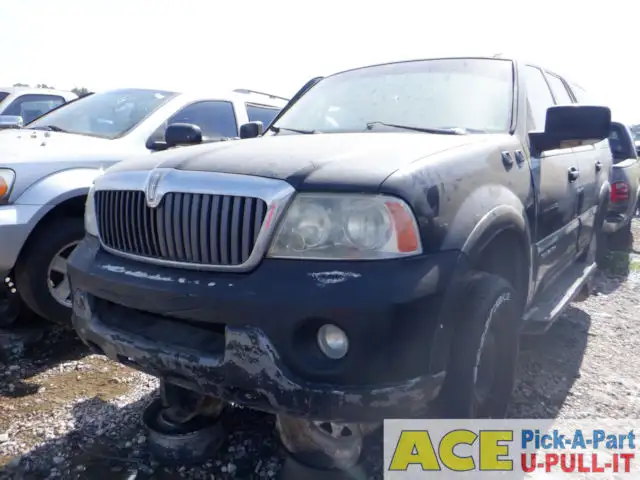 Photo of 2003 Lincoln Navigator