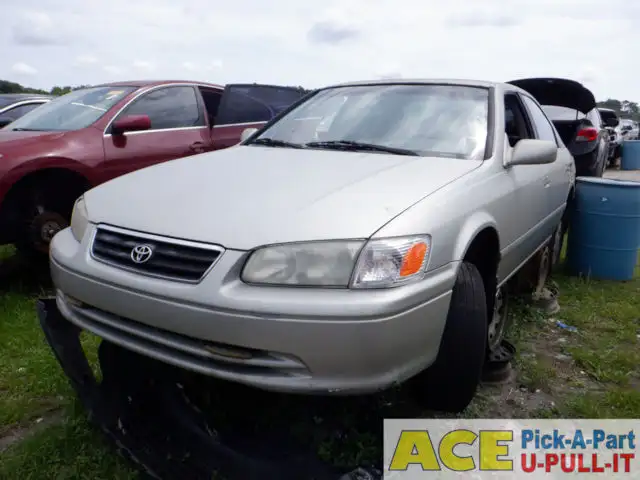 Photo of 2000 Toyota Camry
