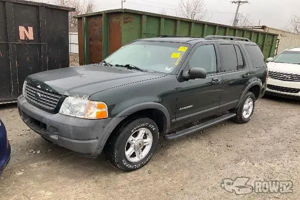 Photo of 2004 Ford Explorer