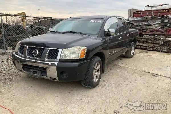 Photo of 2005 Nissan Titan