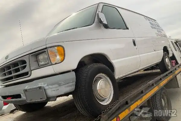 Photo of 2000 Ford Econoline