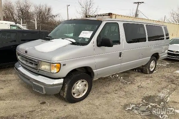 Photo of 2000 Ford Econoline