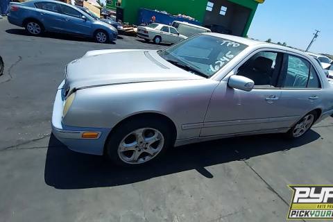 Photo of 2002 Mercedes-Benz E320