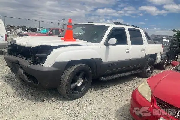 Photo of 2003 Chevrolet Avalanche