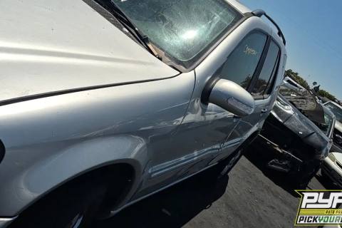 Photo of 2002 Mercedes-Benz Ml500