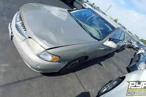 Photo of 2000 Nissan Altima