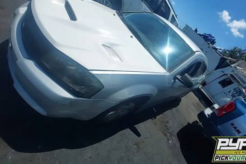 Photo of 2010 Dodge Avenger