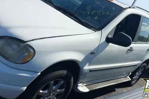 Photo of 1999 Mercedes-Benz Ml430